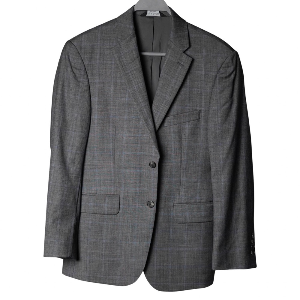 Jos A Bank 38S Grey with Blue Checkered
Tailored Fit(between regular & slim fit)